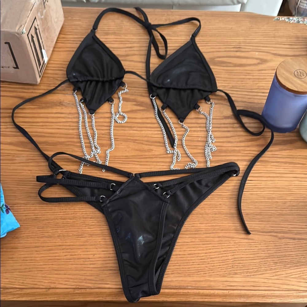 Bglittz Bikini Top with Silver Chain Details & matching cheeky bottoms (size M)